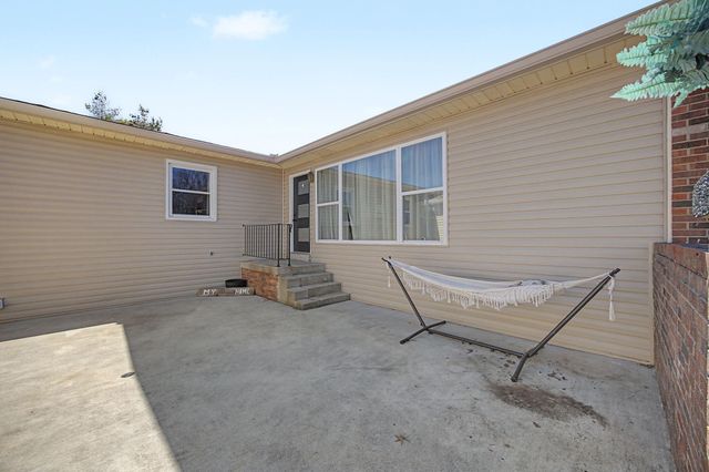 1209 Paula Drive, Richmond, KY 40475