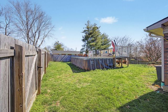 1209 Paula Drive, Richmond, KY 40475