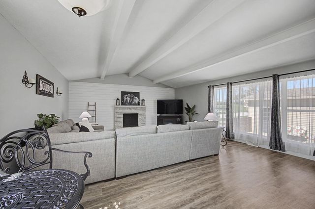 1209 Paula Drive, Richmond, KY 40475