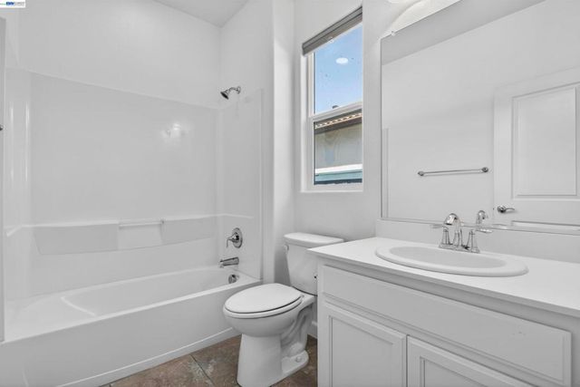 2609 Aurora Astorga Dr, Tracy, CA 95376