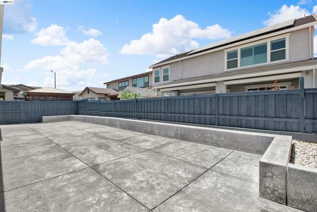 2609 Aurora Astorga Dr, Tracy, CA 95376