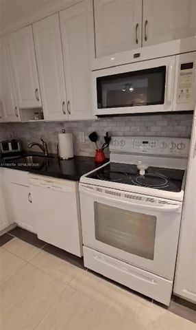 3774 Inverrary Boulevard 103P, Lauderhill, FL 33319
