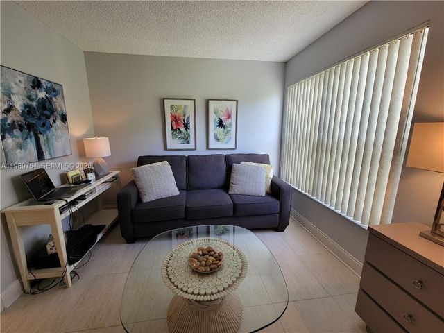 3774 Inverrary Boulevard 103P, Lauderhill, FL 33319