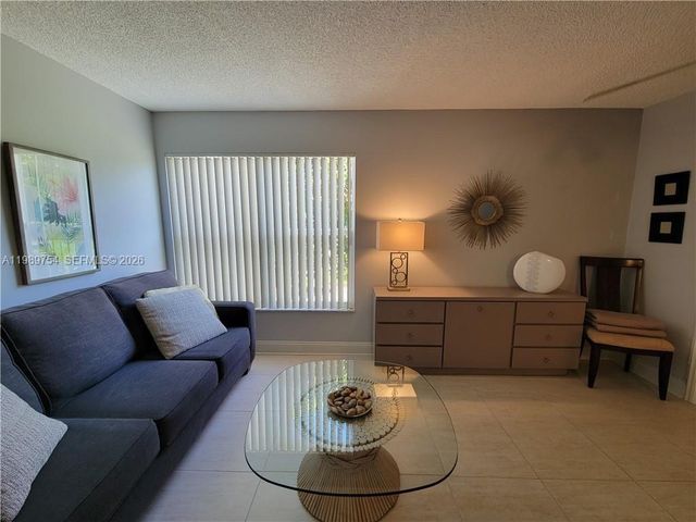 3774 Inverrary Boulevard 103P, Lauderhill, FL 33319