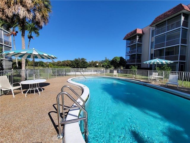 3774 Inverrary Boulevard 103P, Lauderhill, FL 33319
