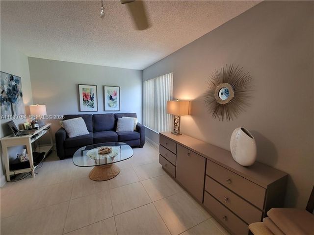 3774 Inverrary Boulevard 103P, Lauderhill, FL 33319