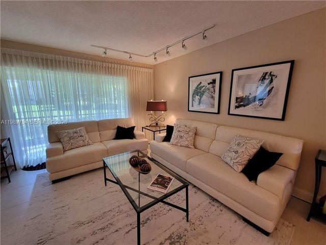 3774 Inverrary Boulevard 103P, Lauderhill, FL 33319