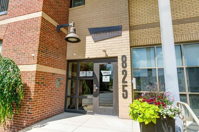 825 N 4th Street, 402, Columbus, OH 43215