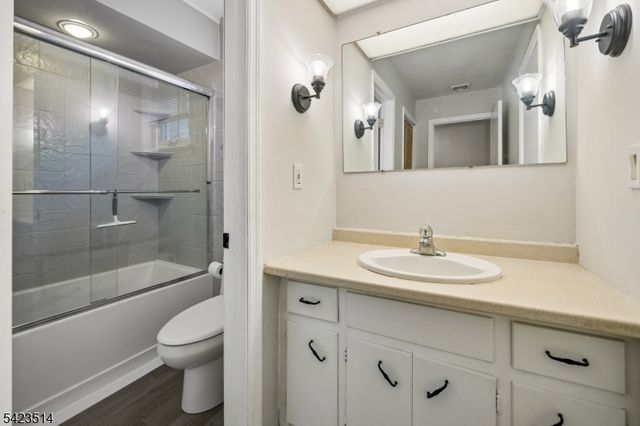 10 Laurel Trail, Kinnelon Boro, NJ 07405