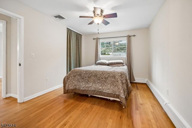 10 Laurel Trail, Kinnelon Boro, NJ 07405