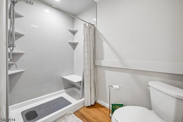 10 Laurel Trail, Kinnelon Boro, NJ 07405