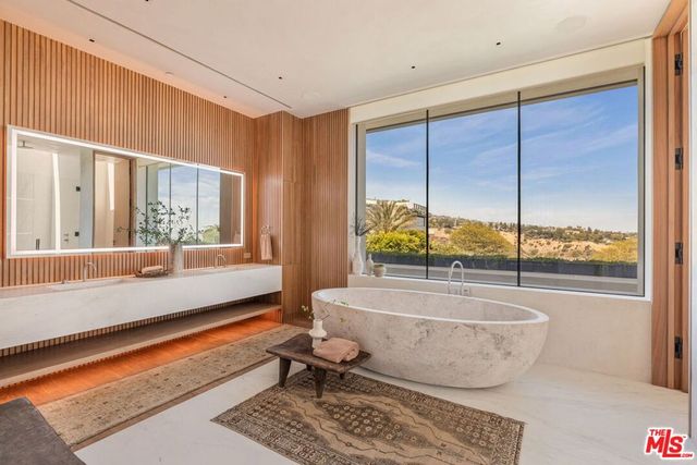 1357 Laurel Way, Beverly Hills, CA 90210