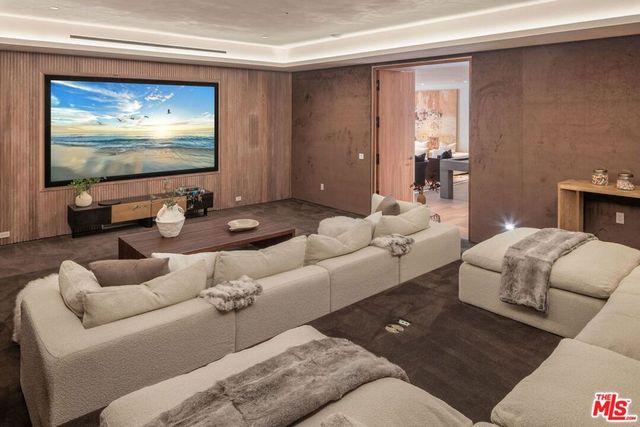 1357 Laurel Way, Beverly Hills, CA 90210