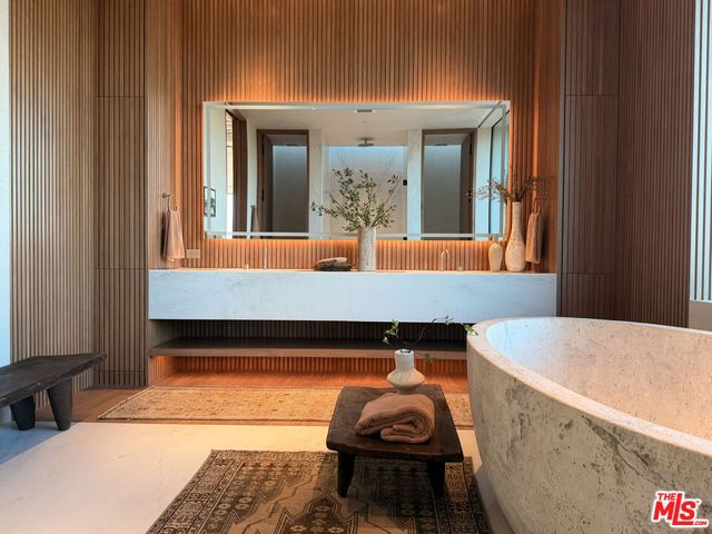 1357 Laurel Way, Beverly Hills, CA 90210
