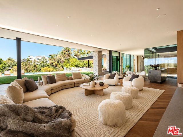 1357 Laurel Way, Beverly Hills, CA 90210