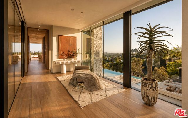 1357 Laurel Way, Beverly Hills, CA 90210