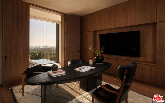 1357 Laurel Way, Beverly Hills, CA 90210