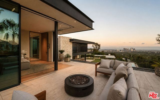 1357 Laurel Way, Beverly Hills, CA 90210