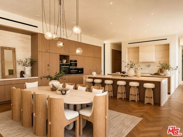 1357 Laurel Way, Beverly Hills, CA 90210