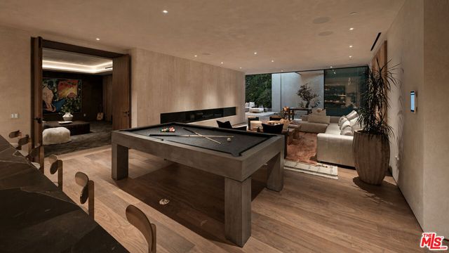 1357 Laurel Way, Beverly Hills, CA 90210