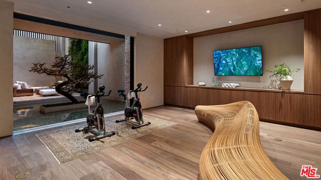 1357 Laurel Way, Beverly Hills, CA 90210