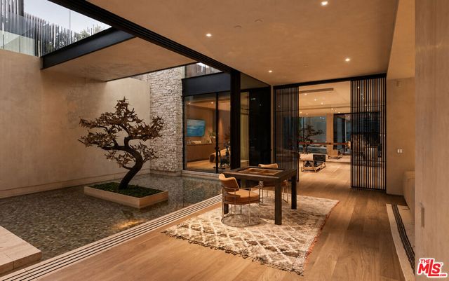 1357 Laurel Way, Beverly Hills, CA 90210