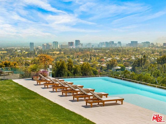 1357 Laurel Way, Beverly Hills, CA 90210