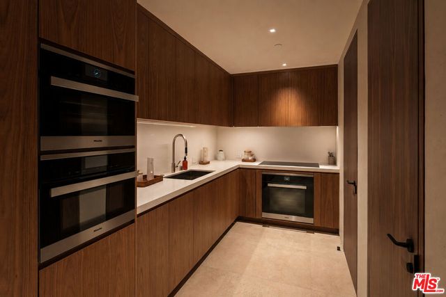 1357 Laurel Way, Beverly Hills, CA 90210