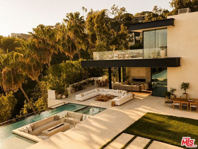 1357 Laurel Way, Beverly Hills, CA 90210