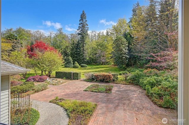 4193 S Camano Drive, Camano Island, WA 98282