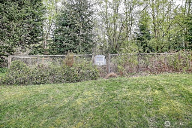 4193 S Camano Drive, Camano Island, WA 98282