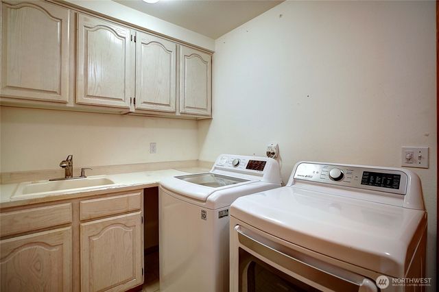 4193 S Camano Drive, Camano Island, WA 98282