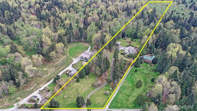 4193 S Camano Drive, Camano Island, WA 98282