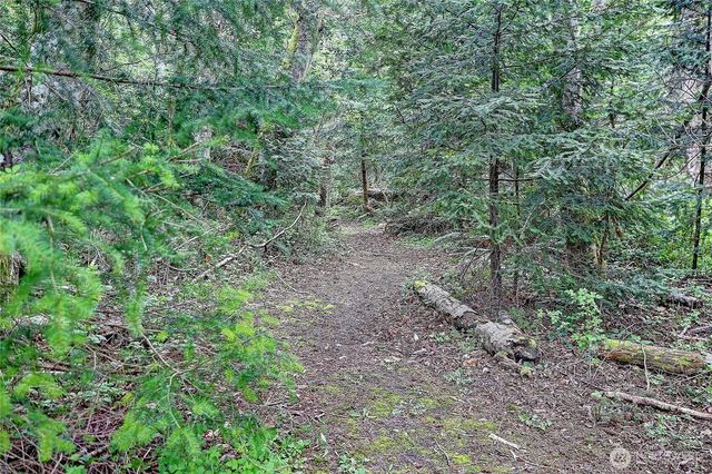 4193 S Camano Drive, Camano Island, WA 98282
