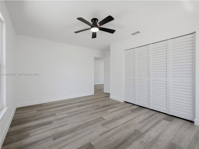 1229 18th Avenue N, Lake Worth, FL 33460