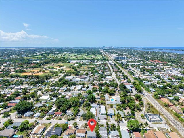 1229 18th Avenue N, Lake Worth, FL 33460