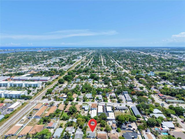 1229 18th Avenue N, Lake Worth, FL 33460