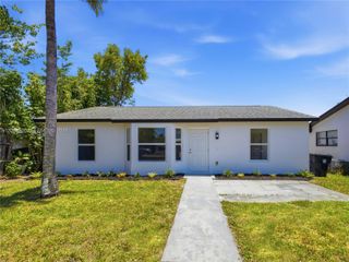 1229 18th Avenue N, Lake Worth, FL 33460