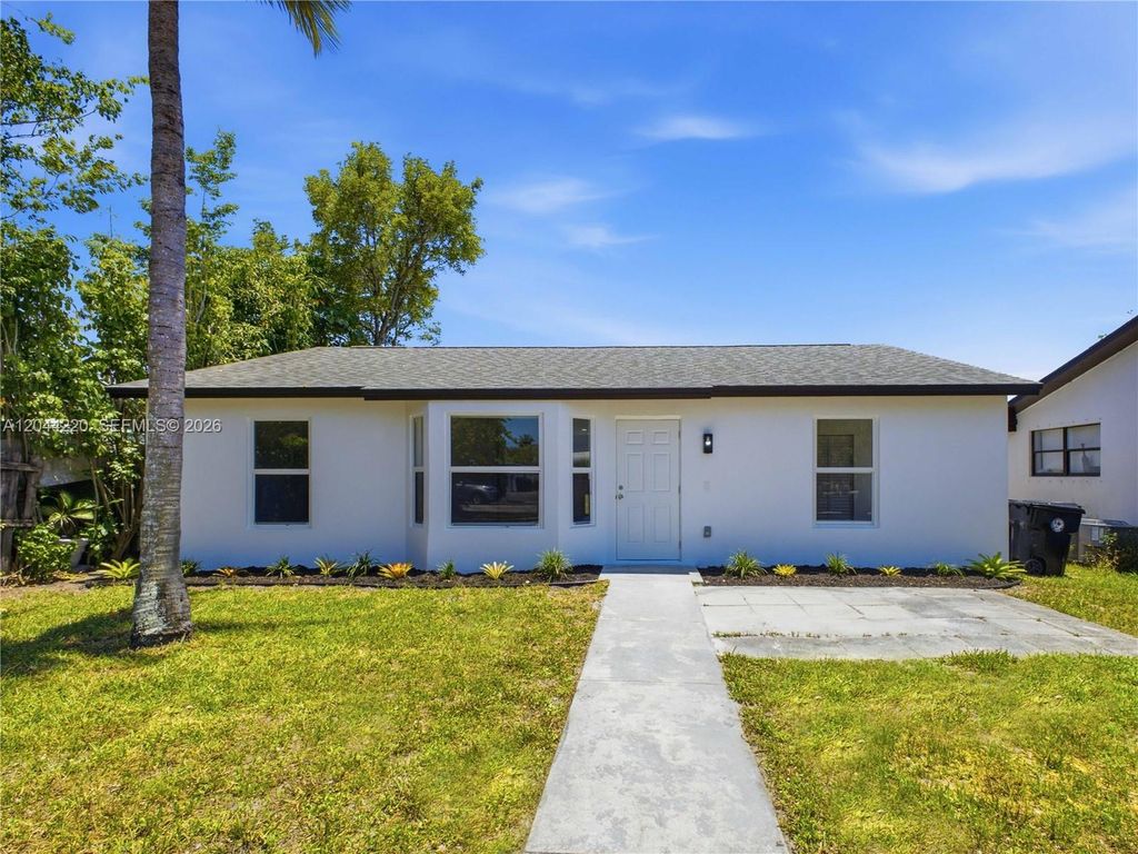 1229 18th Avenue N, Lake Worth, FL 33460