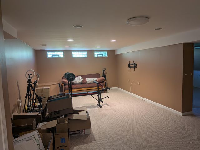 22248 N Innsbrook Drive, Farmington Hills, MI 48167