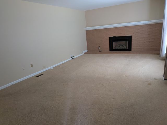 22248 N Innsbrook Drive, Farmington Hills, MI 48167