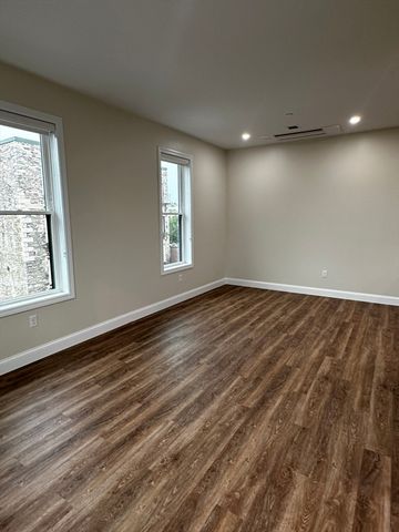 408 Suffolk St 0, Lowell, MA 01854