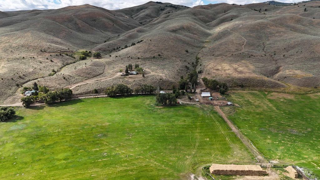 20894 Pioneer Lane, Bridgeport, OR 97819 photo 15