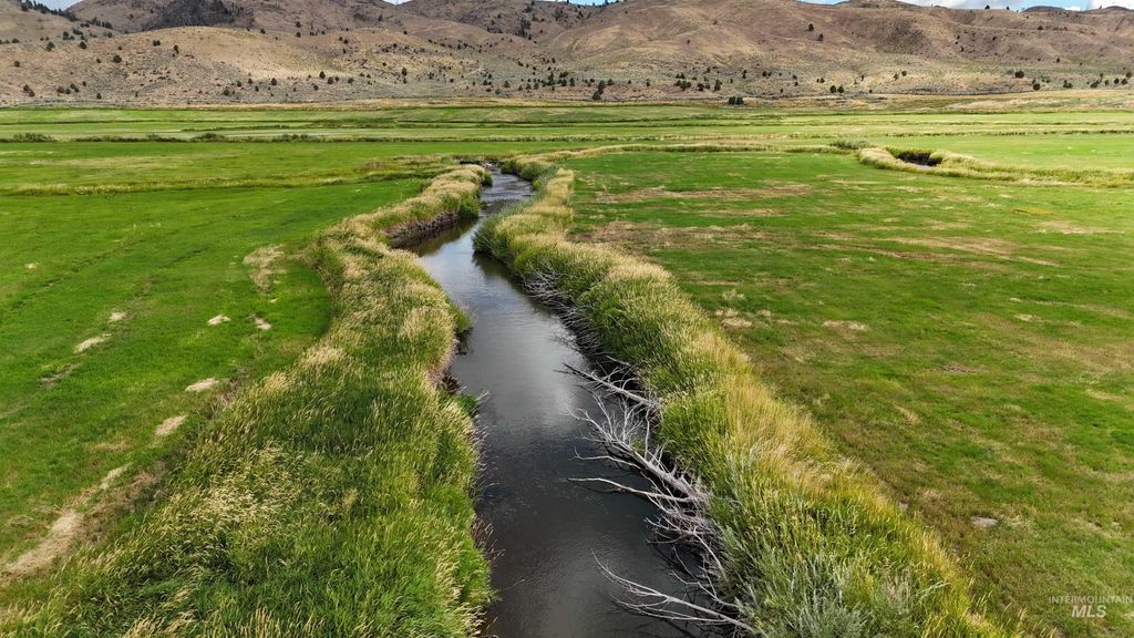 20894 Pioneer Lane, Bridgeport, OR 97819 photo 16