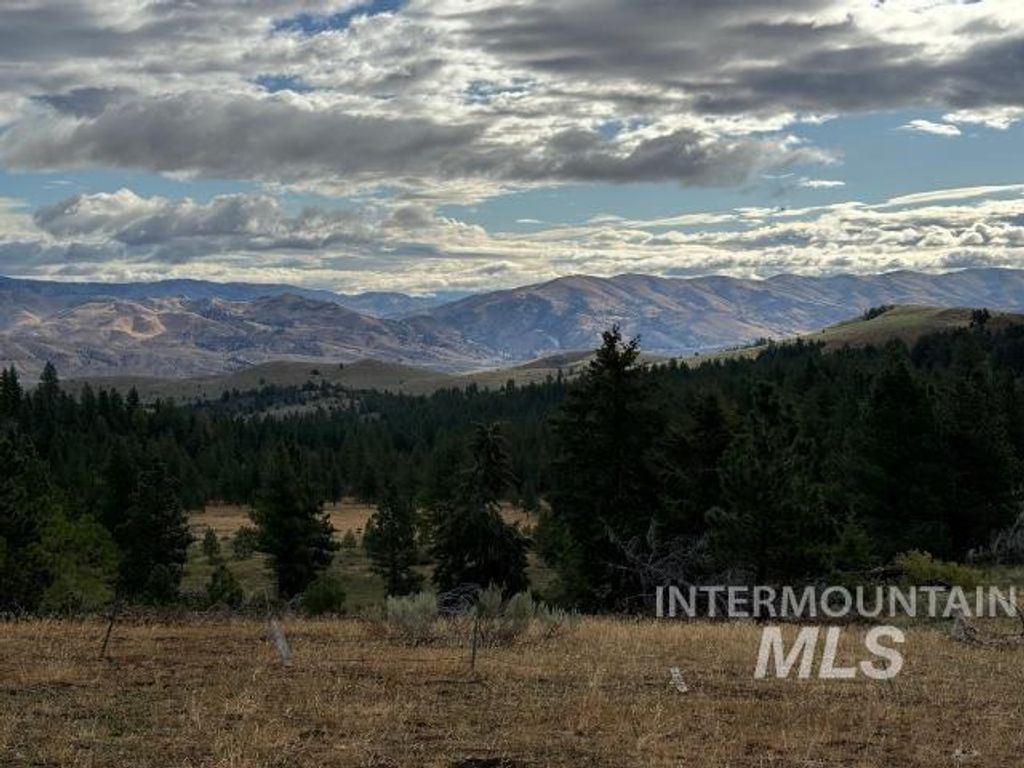 20894 Pioneer Lane, Bridgeport, OR 97819 photo 37