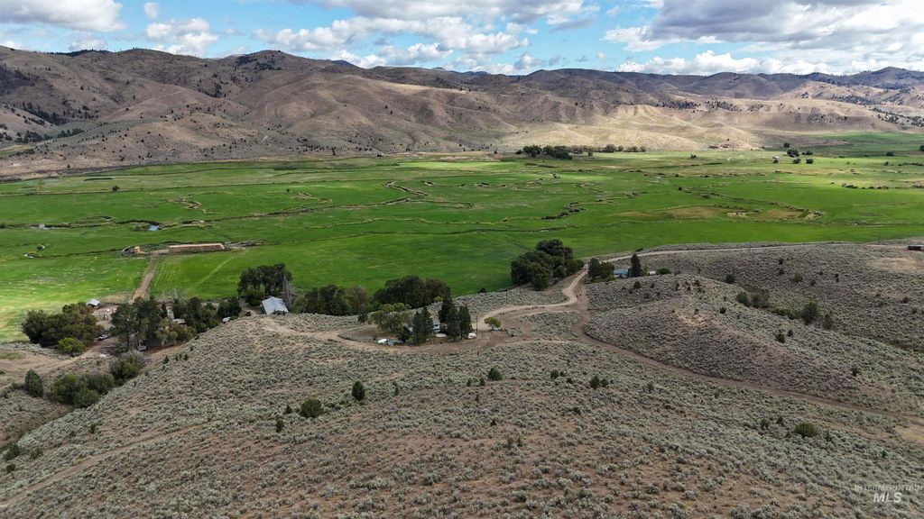 20894 Pioneer Lane, Bridgeport, OR 97819 photo 45