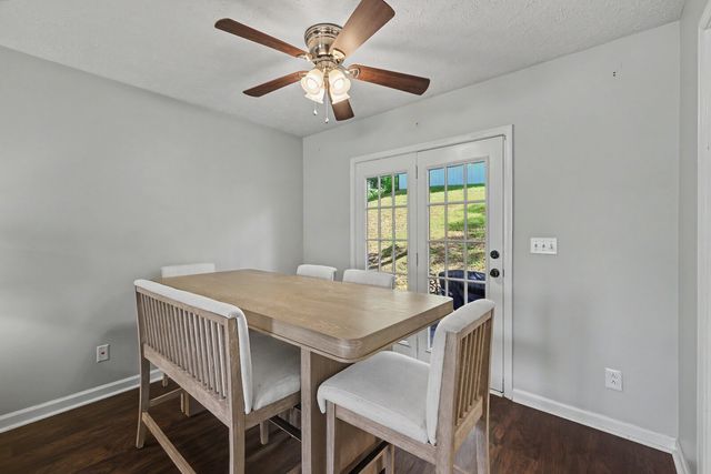 1003 Creek Bottom Rd, White Bluff, TN 37187
