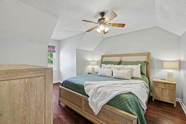 1003 Creek Bottom Rd, White Bluff, TN 37187