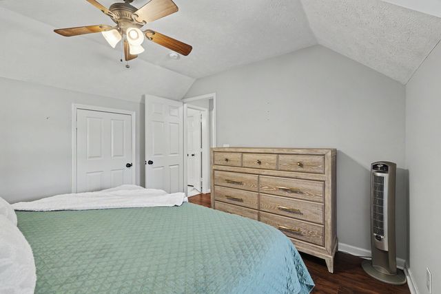 1003 Creek Bottom Rd, White Bluff, TN 37187