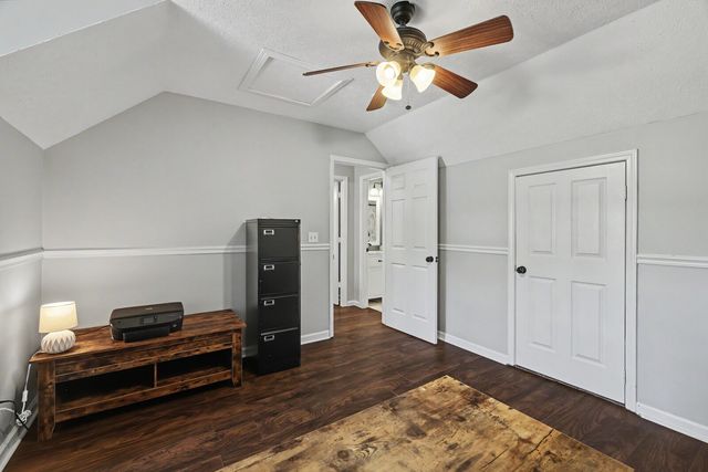 1003 Creek Bottom Rd, White Bluff, TN 37187